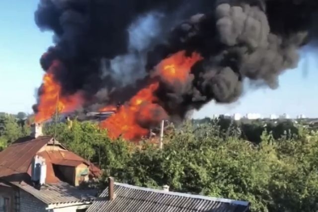 В Харькове горел цех, а в области – полигоны ТБО
