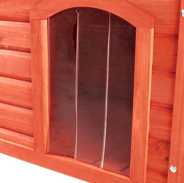 Какую шторку для собачьей будки выбрать?