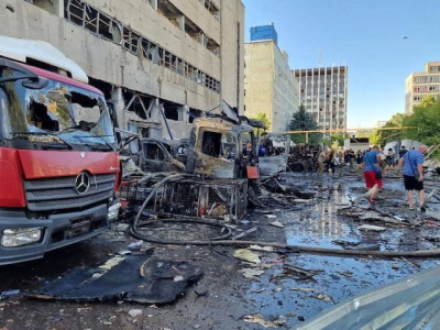 Российские террористы ударили по терминалу «Новой почты» в Харькове