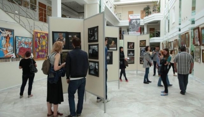 В Галерее «АВЭК» работает выставка «Летопись планеты»