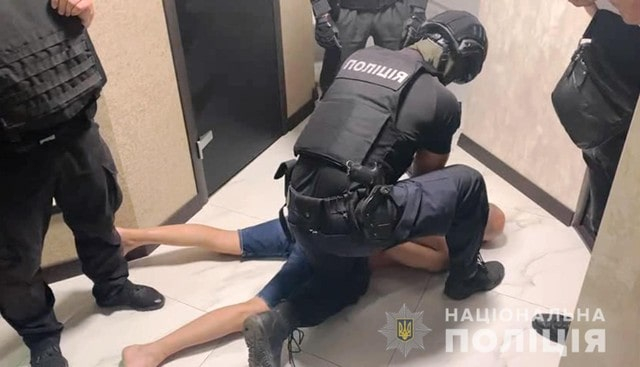 В Харькове задержали граждан, подозреваемых в ограблении одессита