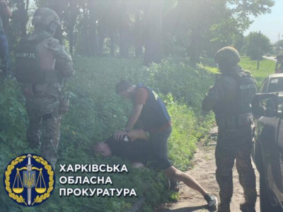 В Лозовой задержали двоих вымогателей – требовали $5 000