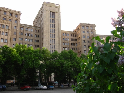 Студентки взорвали ВНУ им. Каразина