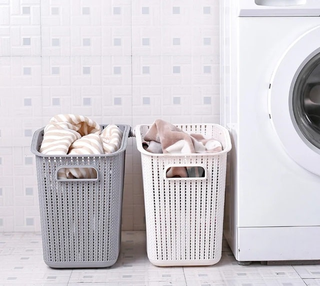 Корзины для белья: виды и особенности, где купить