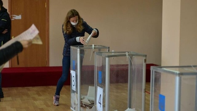 Харьковская область вошла в тройку регионов с самой низкой явкой на выборах