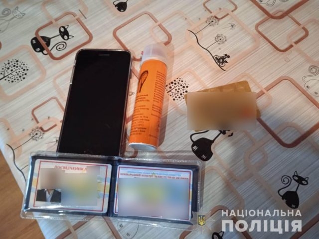 Разоблачена группа сутенеров, работавшая под видом правозащитников