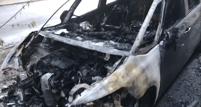 ЧП в Изюме – сгорел автомобиль ревизора налоговой службы