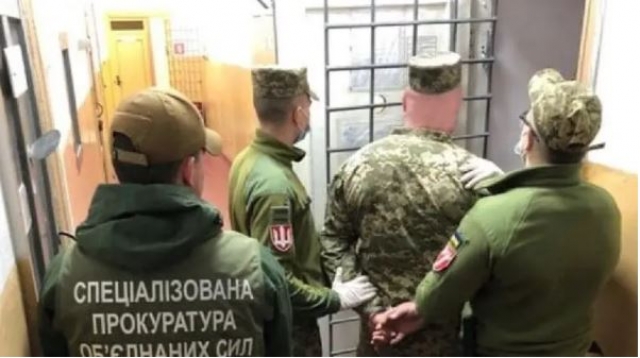 Военнослужащие, устроившие стрельбу в поезде, уволены