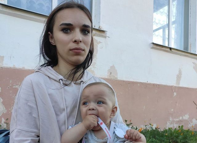 В Украину вернулась депортированная россиянами харьковчанка с маленьким ребенком