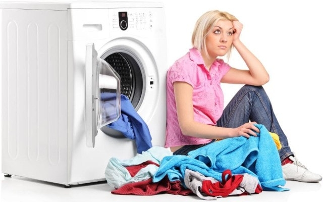 Стиральная машина не сливает воду: причины, что делать