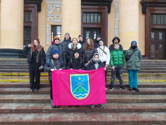 Дети из прифронтовой Изюмской громады отдыхают на Буковине