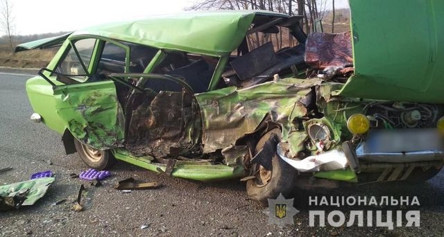 В аварии под Харьковом погибла женщина, а в областном центре - мужчина