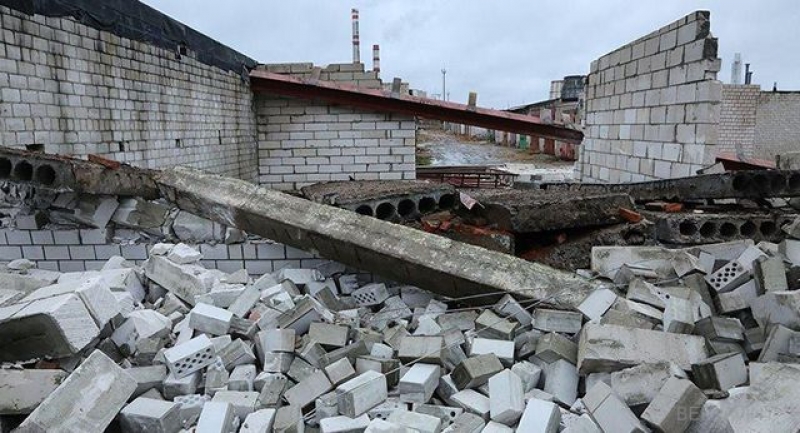 ЧП на Харьковщине: на ребенка завалился гараж