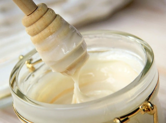 Крем-мед: ніжне поєднання меду та м'якості