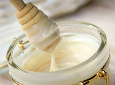Крем-мед: ніжне поєднання меду та м'якості