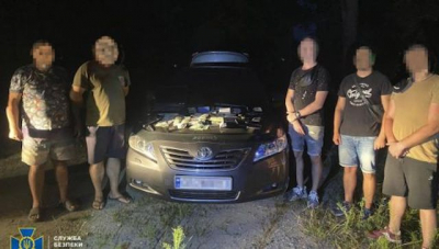 СБУ пресекла схему незаконного перехода группы граждан через границу