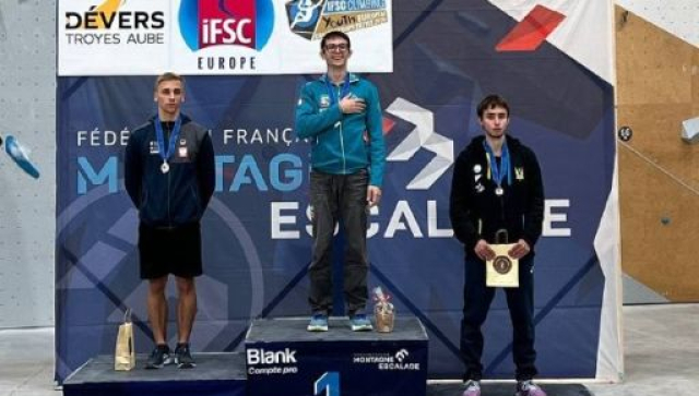 Харьковчанин завоевал бронзовую медаль на кубке Европы по скалолазанию