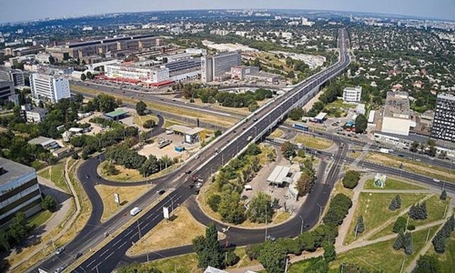 В Харькове открыли движение по самому длинному мосту – Коммунальному