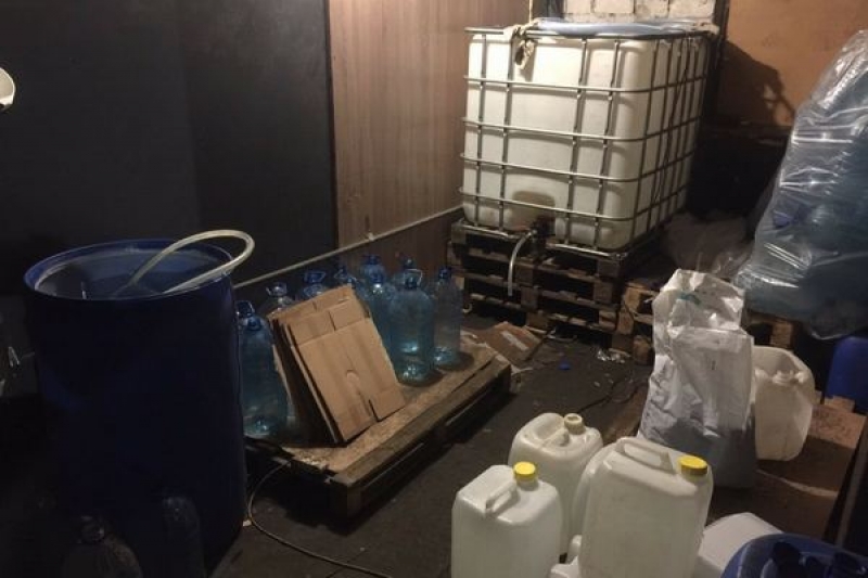 Второй раз на одном и том же месте: прокуратура прикрыла производство суррогата