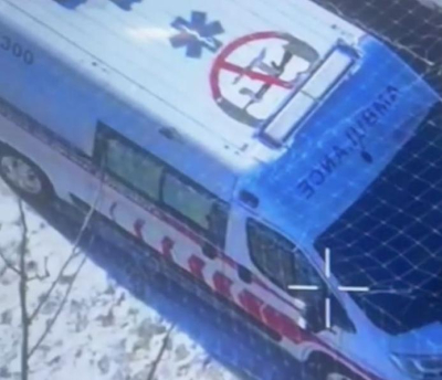 Российские террористы дважды атаковали машину скорой помощи