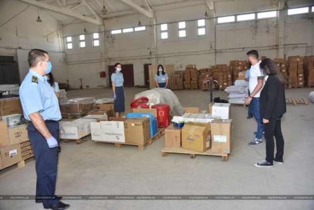 Организация «The Fishermen» передала медикам аппарат УЗИ и другое оборудование