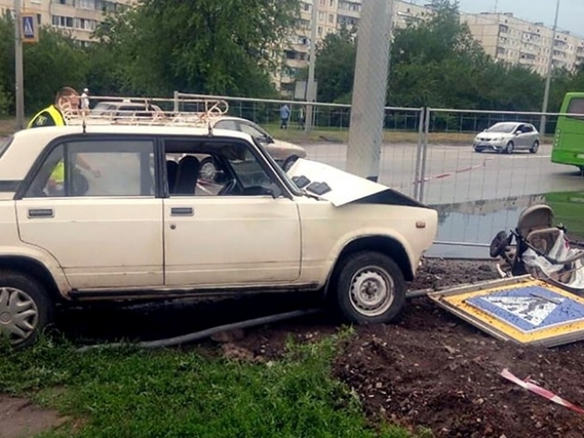 Водитель, сбивший коляску с младенцем в Харькове, назвал причину ДТП