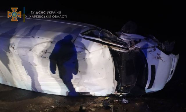 В селе Граково перевернулся микроавтобус – водитель погиб