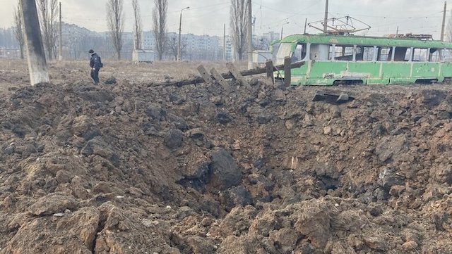 Ночной удар по Харькову - россияне выпустили по Салтовскому району две ракеты (фото)