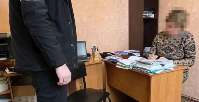 СБУ разоблачила медицинскую работницу, зарабатывающую на уклонистах