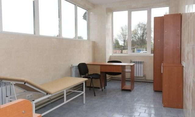В Краснопавловке завершается ремонт медицинской амбулатории