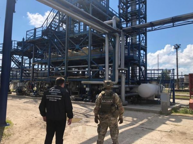 Городской голова Мерефы заявил о поддержке нефтеперерабатывающего завода