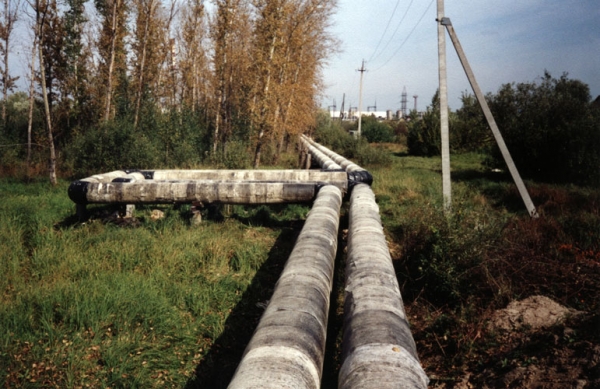 В Ленинском районе ремонтируют теплотрассу