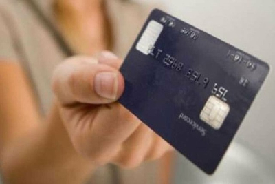 Жительница Чугуева украла с карточки побратима своего мужа 40 тыс. гривен