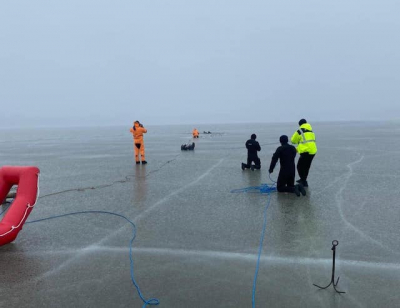 На Печенежском водохранилище погиб рыбак – провалился под лед