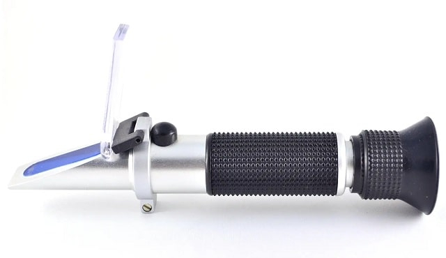 Рефрактометр: что это такое, сферы применения