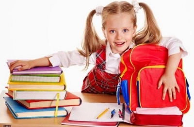 Как одеть девочку в школу (первый класс): советы родителям