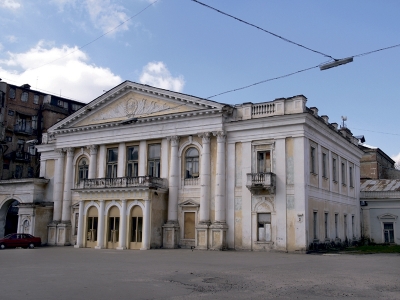 Кабмин выделил средства на реконструкцию филармонии