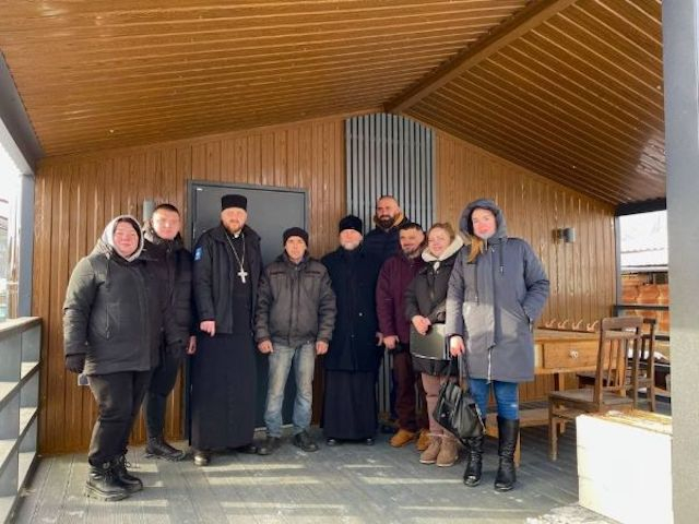 В Старом Салтове открыли и освятили модульные дома