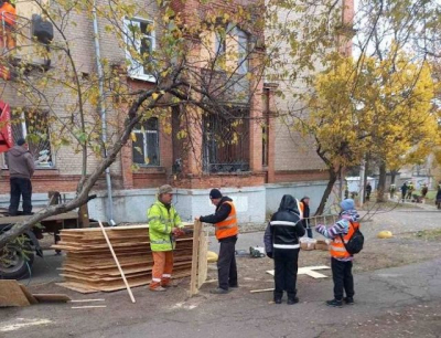 Россияне нанесли по Харькову удары дронами, ракетами С-300 и «Гром-Е1» - выбиты сотни окон