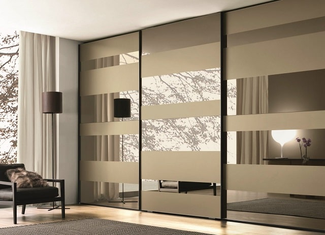 Преимущества покупки мебели под заказ на примере шкафа-купе