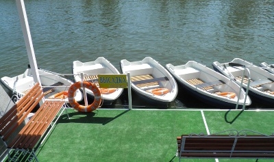 Начали работать лодочные станции