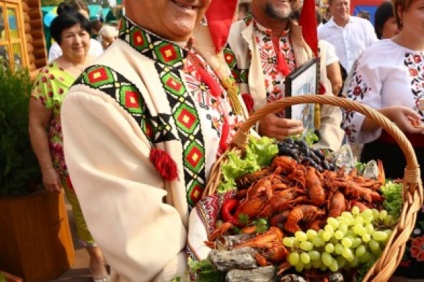 На Слобожанской ярмарке продали товаров на 5 млн.грн