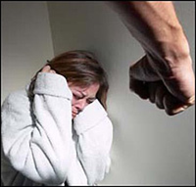 Защищаясь, женщина нанесла мужу серьезное ранение