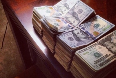 Сотрудники ГПУ изъяли у харьковского депутата 300 тыс. долларов