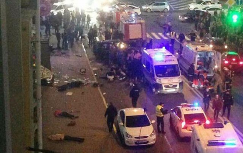 Мажорку, сбившую 11 пешеходов, застукали на уличных гонках (видео)