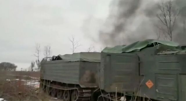 Нацгвардейцы ликвидировали гусеничный тягач ДТ-30