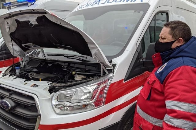 Медики скорой помощи Харьковщины получили 17 современных реанимационных автомобилей (видео)