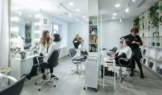 Салони краси: догляд та досконалість