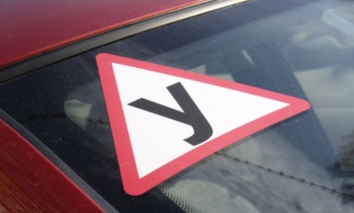 Училась водить машину – за рулем автомобиля умерла женщина