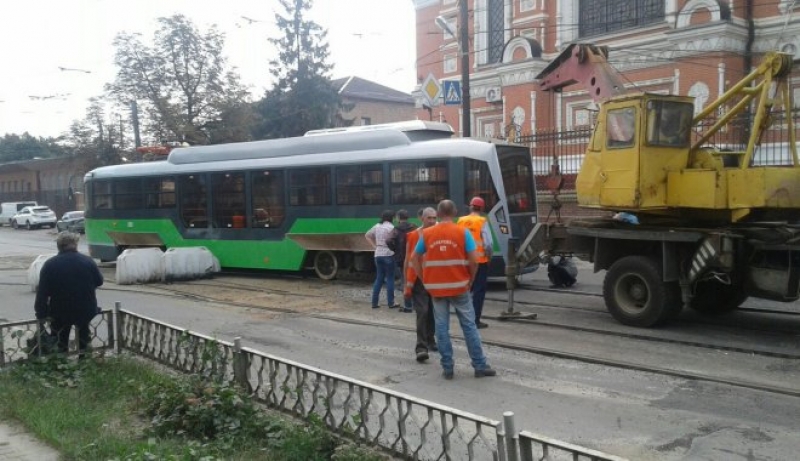 В Харькове «дрифтанул» новый трамвай